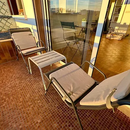 Appartement Mobility Lease- Sunny With Large Balcony, Park View At 15 *